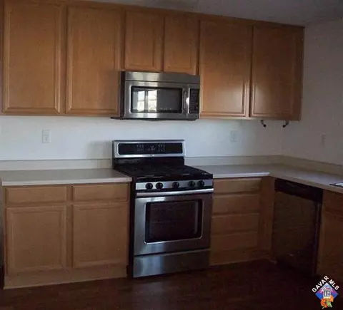3159 Justin Ct, Lancaster, CA 93535 photo 4
