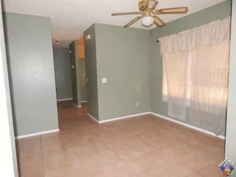 37116 29th St, Palmdale, CA 93550 photo 5