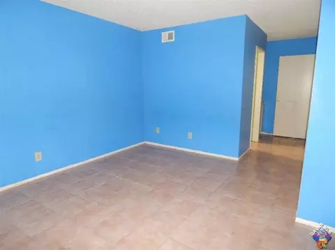 37116 29th St, Palmdale, CA 93550 photo 8