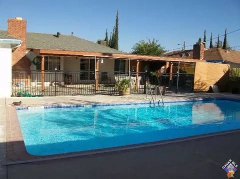 38227 17th St E, Palmdale, CA 93550 photo 4