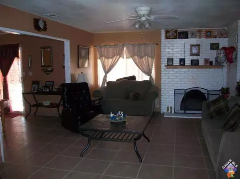 38227 17th St E, Palmdale, CA 93550 photo 9