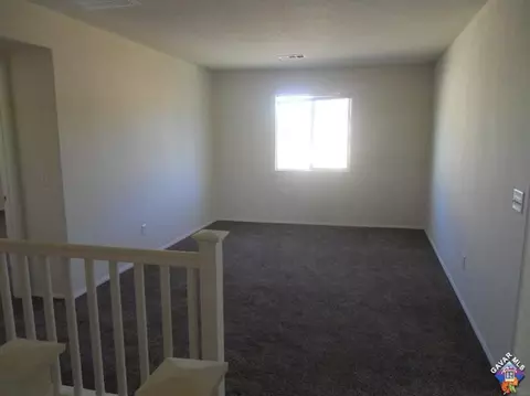 43016 Amoy St, Lancaster, CA 93536 photo 4