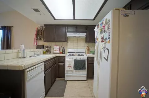45840 Picadilly St, Lancaster, CA 93534 photo 5