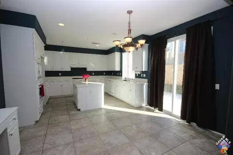 44036 Raven Ln, Lancaster, CA 93536 photo 8