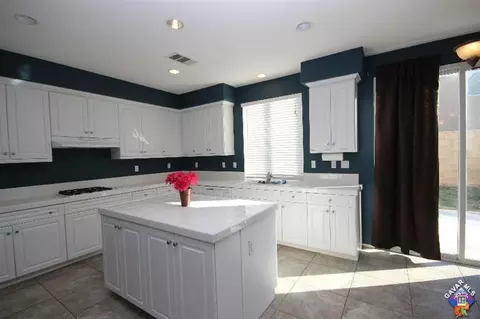 44036 Raven Ln, Lancaster, CA 93536 photo 7