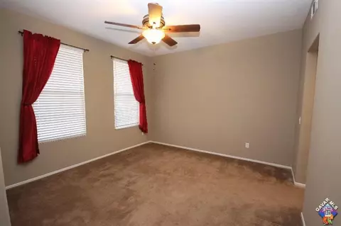 44036 Raven Ln, Lancaster, CA 93536 photo 4