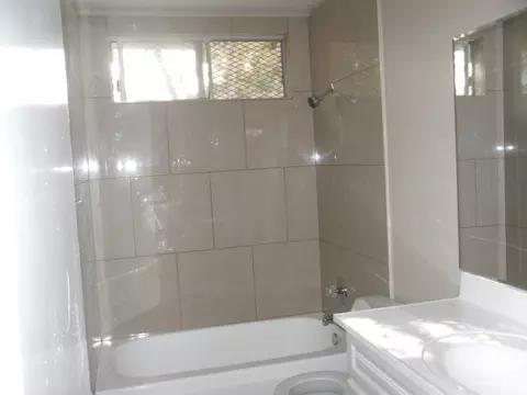 632 Eston Pl, Lancaster, CA 93535 photo 9