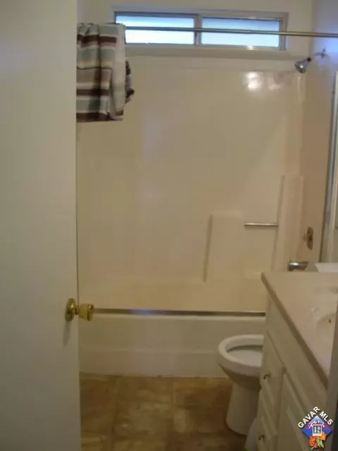 1806 Avenue R2 E, Palmdale, CA 93550 photo 3