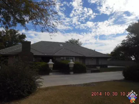43750 Devyn Ln, Lancaster, CA 93535 photo 2