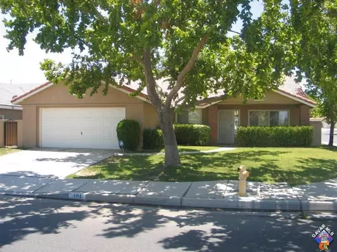 404 Avenue J12 E, Lancaster, CA 93535 photo 1
