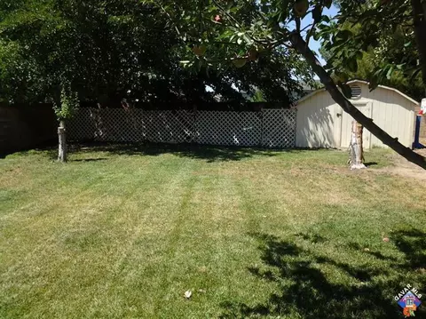 1619 E Camran Ave, Lancaster, CA 93535 photo 9