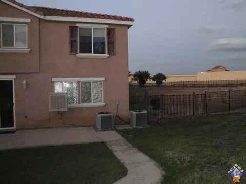 44319 17th St, Lancaster, CA 93535 photo 3