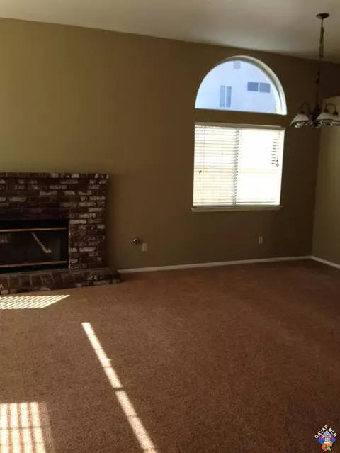 1009 Lillian Ct, Lancaster, CA 93535 photo 8