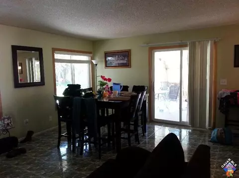 37820 Kittyhawk Ln, Palmdale, CA 93550 photo 6