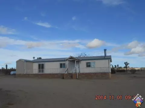 18005 Avenue I E, Lancaster, CA 93535 photo 1
