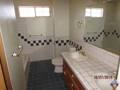 19406 Lancaster Rd, Lancaster, CA 93536 photo 7
