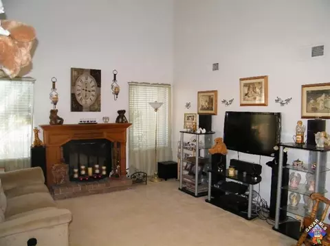 515 Curve Cir, Lancaster, CA 93535 photo 5