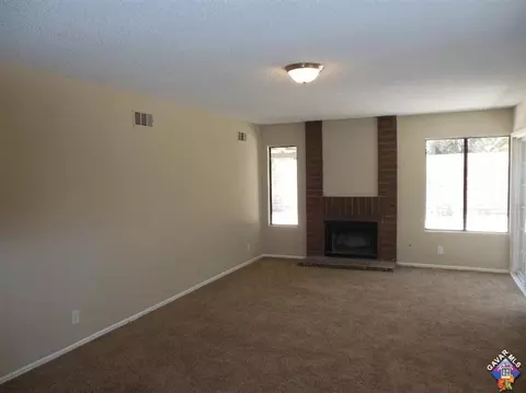 36979 Desert Willow Dr, Palmdale, CA 93550 photo 14
