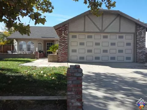 45065 17th St, Lancaster, CA 93535 photo 1