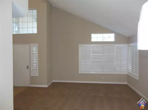37744 Clark Ct, Palmdale, CA 93552 photo 8