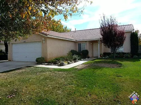 3334 Knott Ct, Lancaster, CA 93535 photo 1