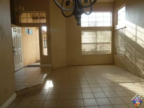 37722 57th St, Palmdale, CA 93552 photo 2