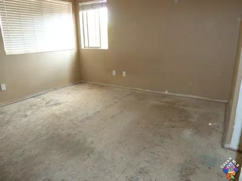 37722 57th St, Palmdale, CA 93552 photo 8