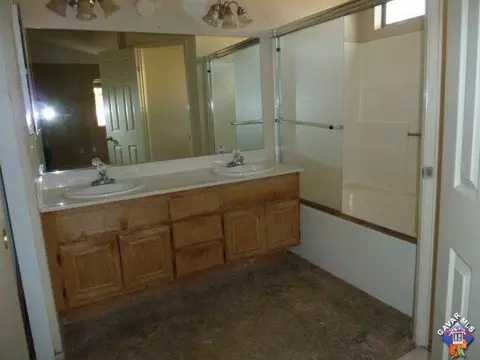 37722 57th St, Palmdale, CA 93552 photo 11