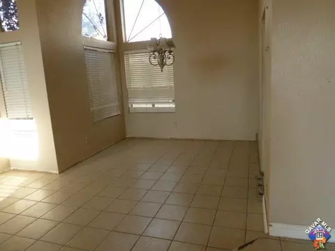 37722 57th St, Palmdale, CA 93552 photo 3