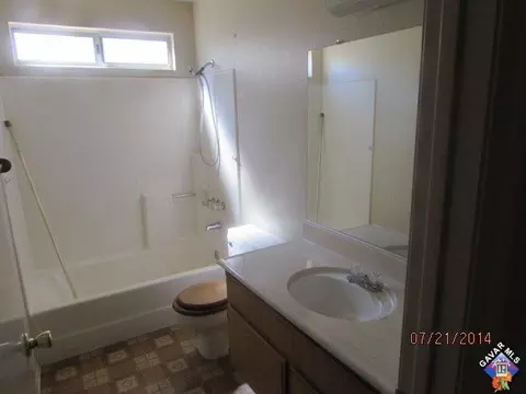 2704 Juniper Dr, Palmdale, CA 93550 photo 11