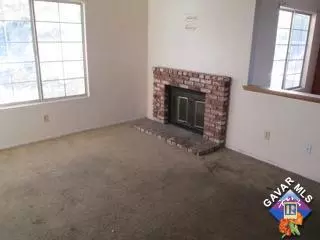 139 Avenue R4 E, Palmdale, CA 93550 photo 3