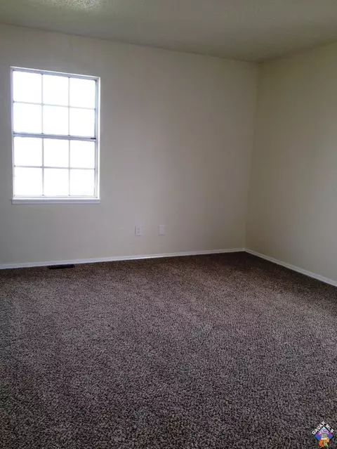 1149 E Avenue J5, Lancaster, CA 93535 photo 5