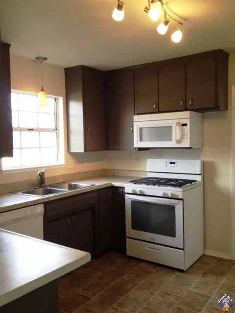 1149 E Avenue J5, Lancaster, CA 93535 photo 2