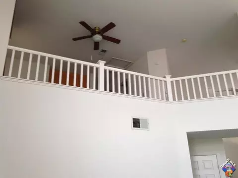 43222 Vineyard Dr, Lancaster, CA 93535 photo 12