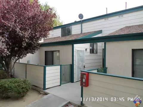 44508 15th St #4, Lancaster, CA 93535 photo 2