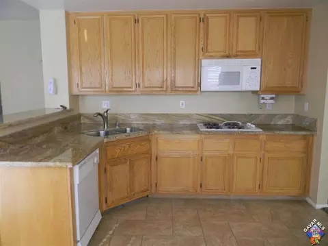 4332 Serene Ave, Lancaster, CA 93536 photo 8