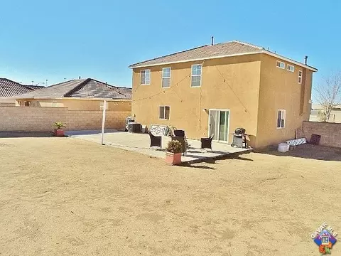43104 Vineyard Dr E, Lancaster, CA 93535 photo 32