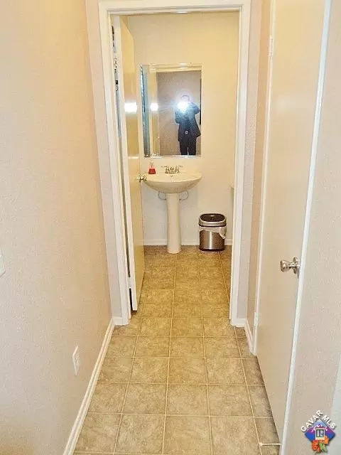 43104 Vineyard Dr E, Lancaster, CA 93535 photo 15