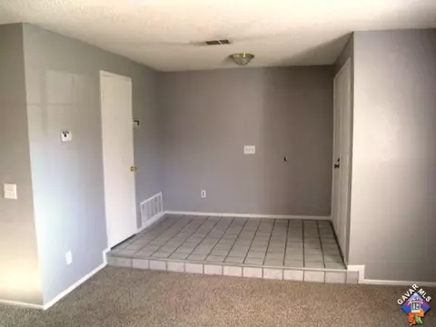 651 Ivesbrook St E, Lancaster, CA 93535 photo 5