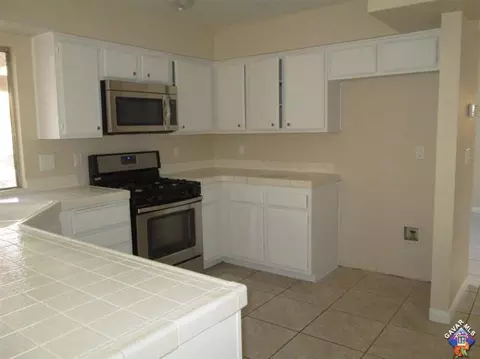 37313 Dawson Dr, Palmdale, CA 93550 photo 12