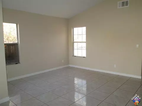 37313 Dawson Dr, Palmdale, CA 93550 photo 7