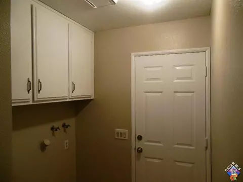 43044 11th St, Lancaster, CA 93535 photo 16