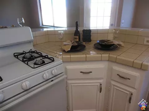 43044 11th St, Lancaster, CA 93535 photo 12