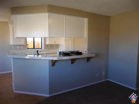 43044 11th St, Lancaster, CA 93535 photo 8