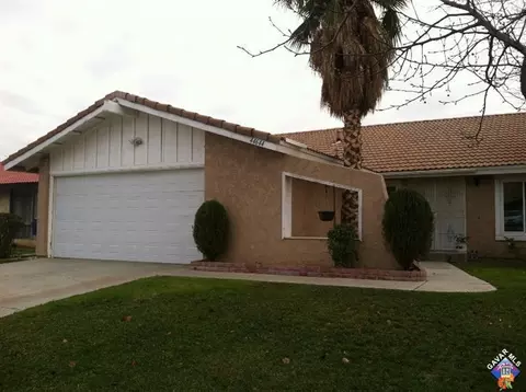 44644 E 13th St, Lancaster, CA 93535 photo 2