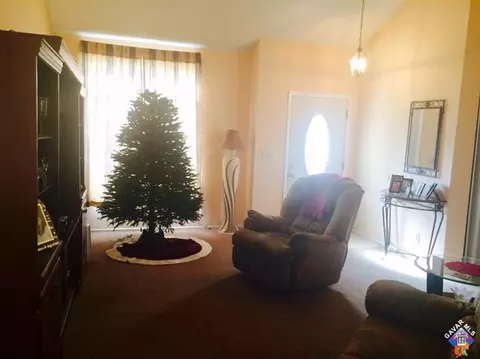 5223 Monaco Ln, Palmdale, CA 93552 photo 5