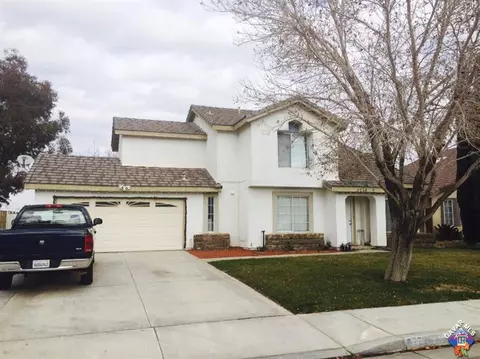 5223 Monaco Ln, Palmdale, CA 93552 photo 3