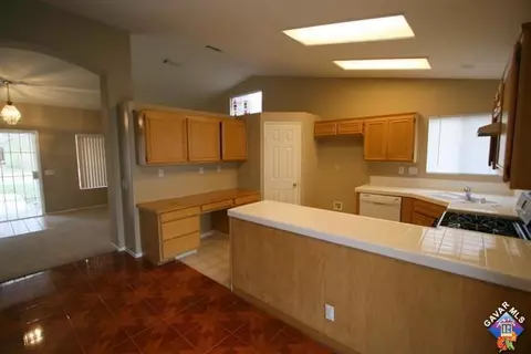 37559 Deville St, Palmdale, CA 93552 photo 6
