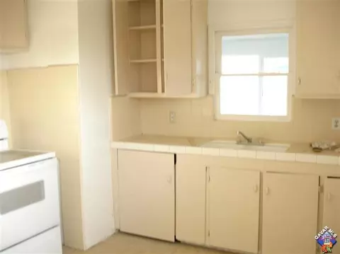 43841 E 90th St, Lancaster, CA 93535 photo 1