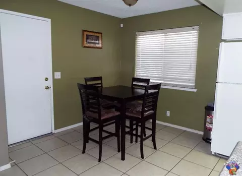 44758 Leslie Ct, Lancaster, CA 93535 photo 5
